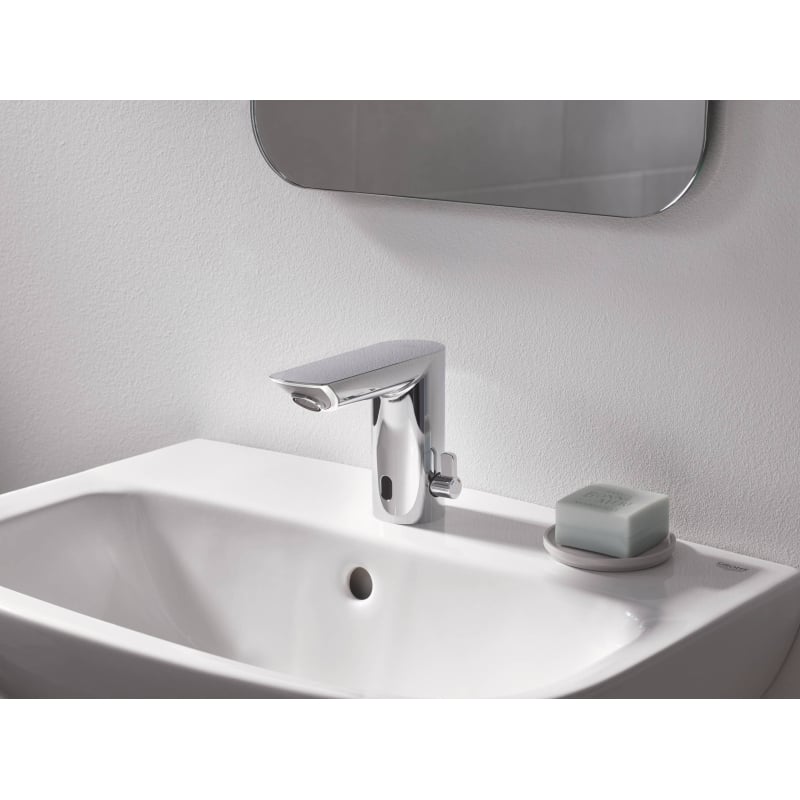 Смеситель инфракрасный электронный для раковины Grohe Bau Cosmopolitan E, хром (36451000) фото 8