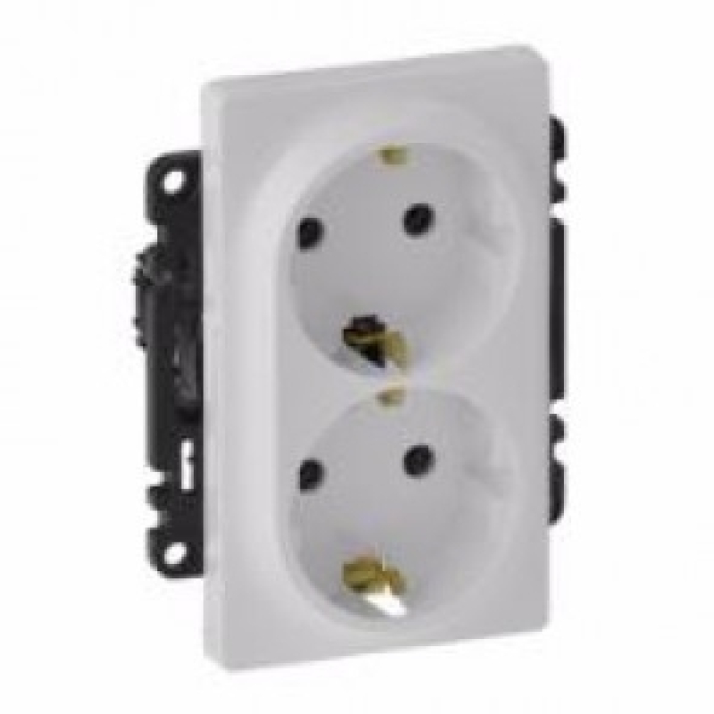 Розетка зі шторками подвійна Schuko Legrand Valena LIFE, 16А, 250V, автоматичні клеми, білий фото 1