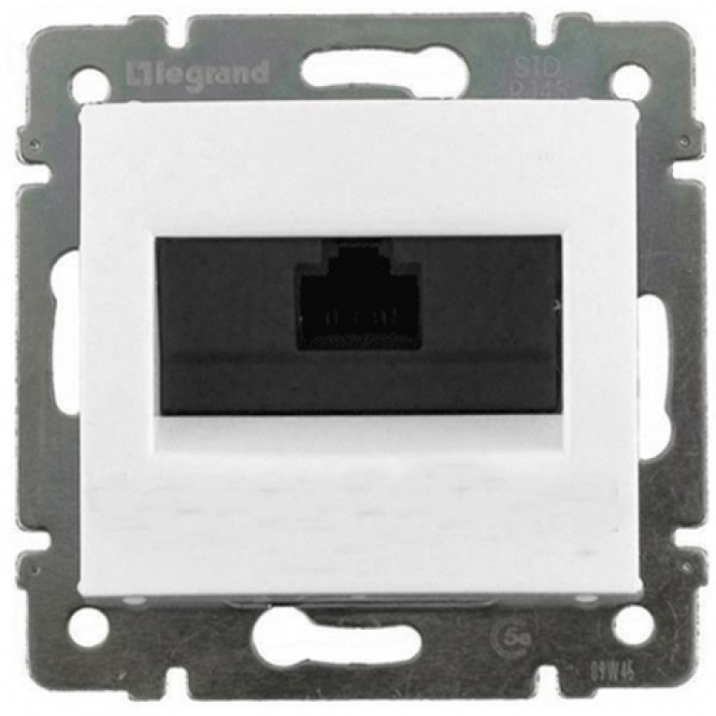 Розетка інформаційна RJ45 кат. 5e UTP Legrand Valena Classic фото 1