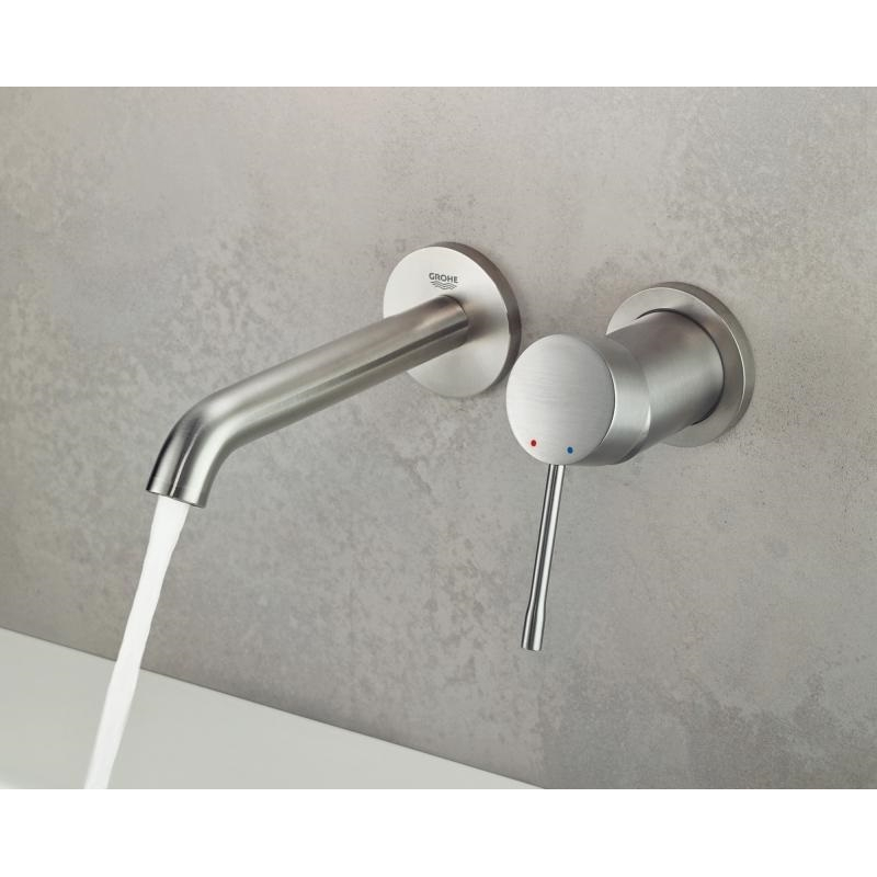 Змішувач для раковини зі стіни Grohe Essence L-Size вилив 230 мм, хром (29193001) фото 2