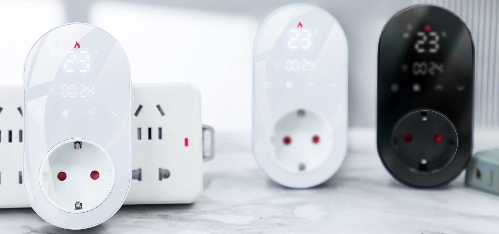 Розумний терморегулятор In-Therm PLWT 012 в розетку з Wi-Fi